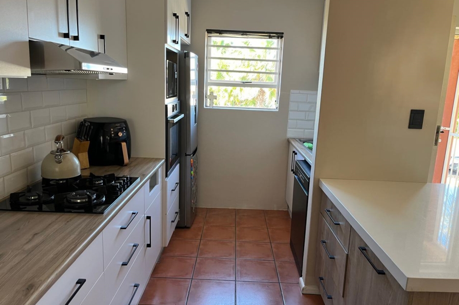 3 Bedroom Property for Sale in Protea Heights Western Cape